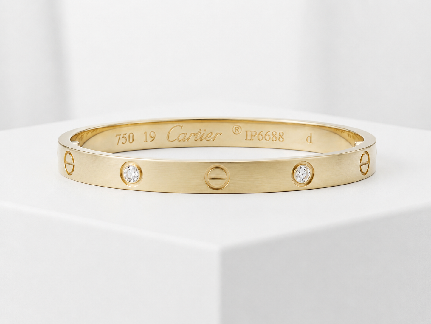 Celestia Luxe Screw Bangle - Image 2