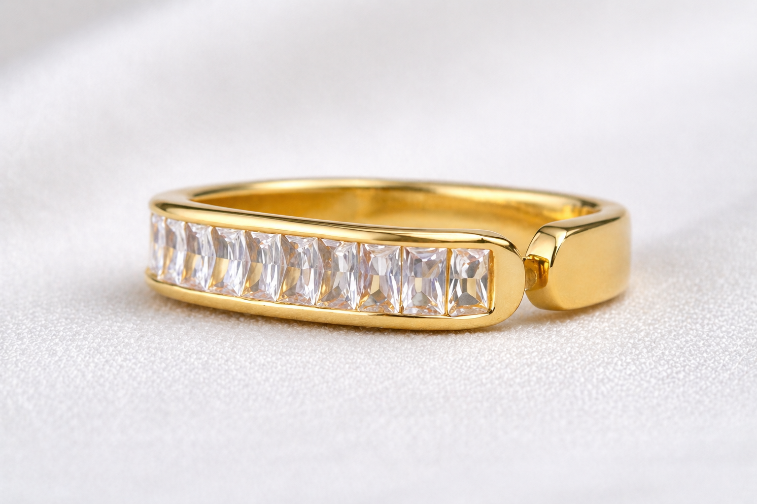 Elite Line Crystal Ring - Image 2