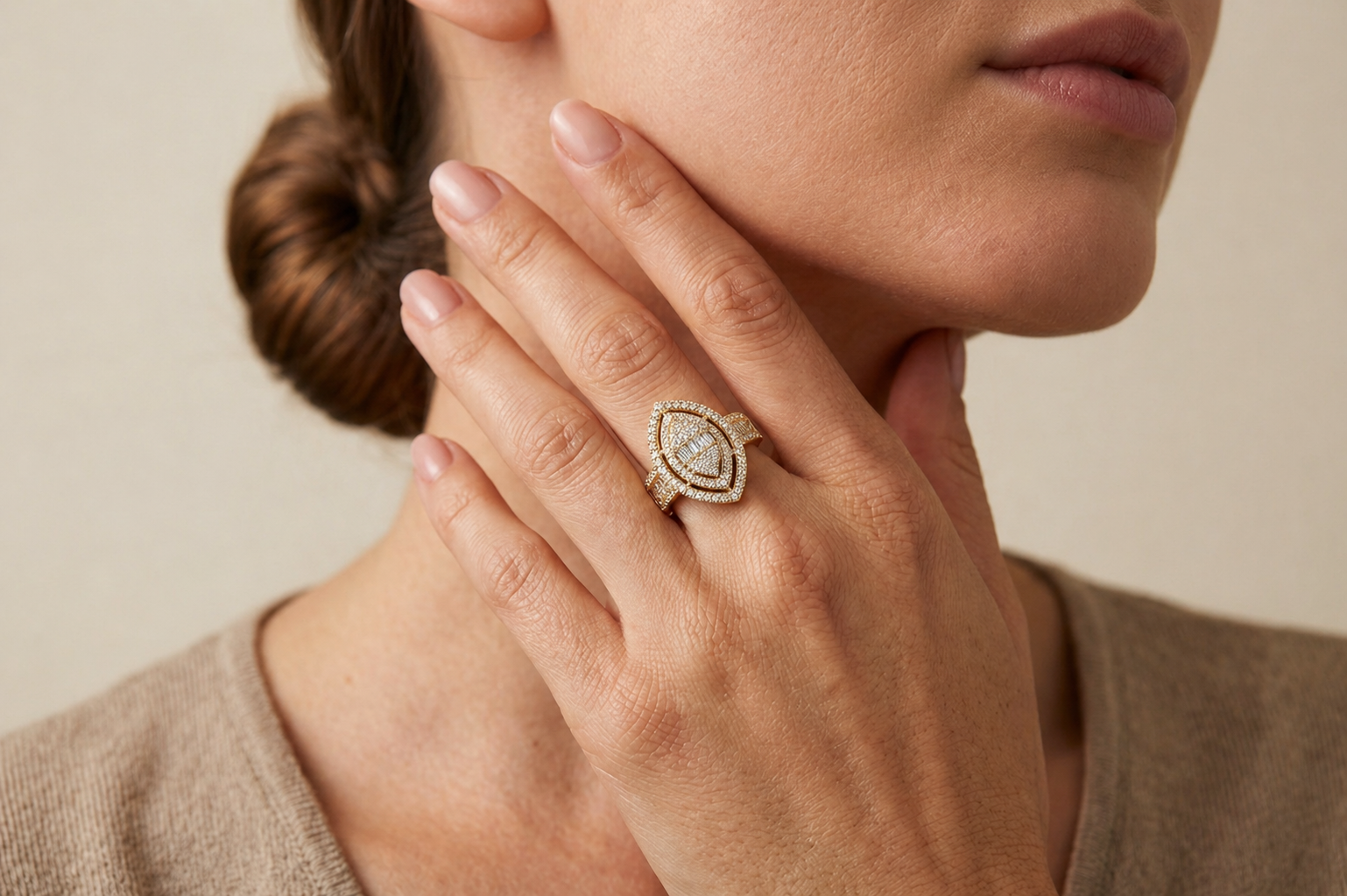 Royal Halo Baguette Luxe Ring